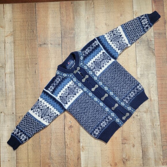 Nordstrikk Norwegian Virgin Wool Cardigan Sweater - Picture 5 of 14